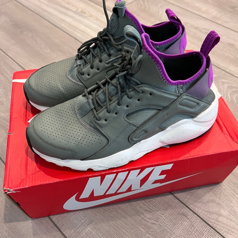 Nike Huarache grey purple shoes sneakers